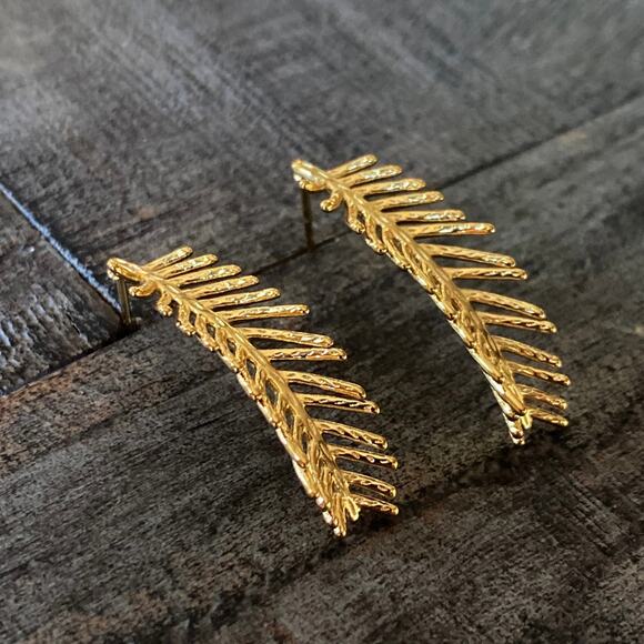 NEW Golden Fern Leaf Earrings - Picture 2 of 12